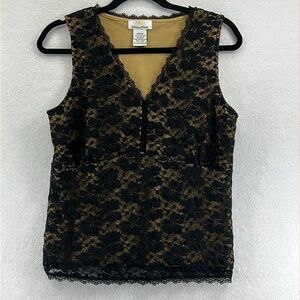 Kathleen Kirkwood Women’s Med Stretch Lace Top Black with Tan Lining Feminine